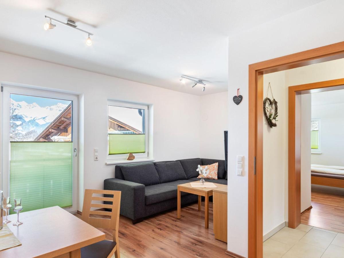 Elegant Apartment In Saalfelden With Balcony Dış mekan fotoğraf