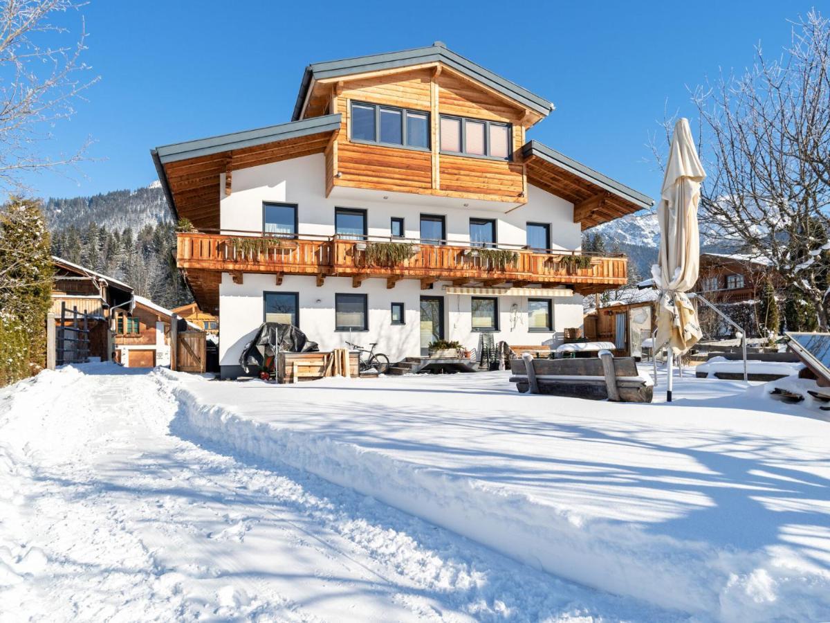 Elegant Apartment In Saalfelden With Balcony Dış mekan fotoğraf